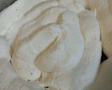 Gluténmentes erdei gyümölcsös torta recept fázis 4 fotója