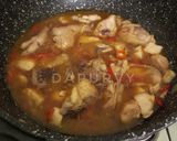 Foto langkah ke 5 dari resep AYAM PEDAS Kemangi.