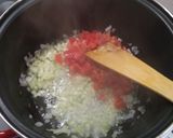Csicseriborsós-édesburgonyás csirkemellpaprikás kolbásszal recept fázis 2 fotója