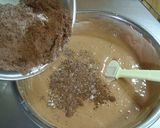A picture of step 4 of Rich Chocolate Gateau.