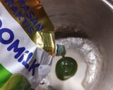 Foto langkah ke 5 dari resep Puding Terapung Matcha.