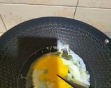 Foto langkah ke 1 dari resep Sosis Telur Asam Manis.