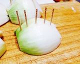 A picture of step 1 of Easy Skewered Onion Wedges for Yakiniku or BBQ.