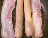 Foto del paso 1 de la receta: Perrito de bratwurst completo