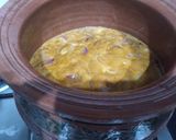 A picture of step 3 of Matka Daal Chawal.