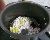 मिक्स व्हेजटेबल भाजी (Mix Vegetable Bhaji Recipe In Marathi) रेसिपी स्टेप 3 फोटो 