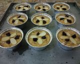 Foto langkah ke 3 dari resep Moist banana muffin.