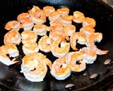 A picture of step 2 of Stir-Fried Shrimp with Vegetables and Oyster Sauce, Jon Style.
