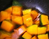 A picture of step 2 of Kabocha Squash and Bacon in Buttery Milk Soup.