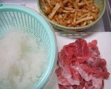 A picture of step 2 of Pork and Grated Daikon Radish Pasta.