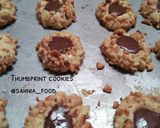 Foto langkah ke 4 dari resep Thumbprint cookies.