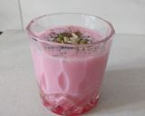 A picture of step 2 of Gond-Rose Shake.