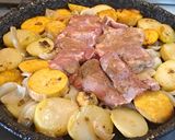 Foto del paso 2 de la receta: Muslitos de pollo al horno con vegetales