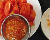 Hình bước làm 4 của món Sauce Pizza