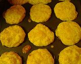 A picture of step 4 of Meaty cheesy cupcakes.