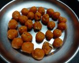 સ્ટફ્ડ કાલાજામુન (Stuffed Kalajamun recipe in Gujarati) રેસીપી સ્ટેપ6ફોટો