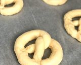 Une image de l'étape 5 de Bretzels sucrés.