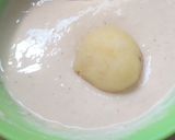 Foto langkah ke 4 dari resep Bola kentang mozarella tanpa telur.