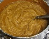 A picture of step 3 of Semolina/Rwa Halwa.