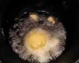 A picture of step 5 of Aloo Bonda.