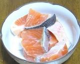 A picture of step 1 of ✿Milk Soup with Salmon, Turnip, and Shimeji Mushrooms.