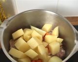 A picture of step 1 of Chicken Soup with Fresh Spices.