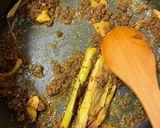 A picture of step 2 of Soto Sapi/Traditional Indonesian Yellow Soup.