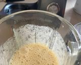 A picture of step 1 of PLANTAIN pancakes 🥞.