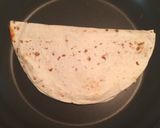 A picture of step 5 of Pizzadillas.