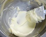 A picture of step 6 of Blueberry Cheese Mousse.
