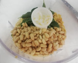 Foto del paso 5 de la receta: Espaguetis al Pesto de Albahaca