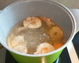 Foto langkah ke 2 dari resep Air Rebusan Buah Lohankuo&Pir.