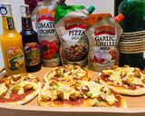 A picture of step 4 of Mini pizza.