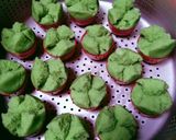 Foto langkah ke 9 dari resep Kue Mangkok Mekar Tanpa Tape.