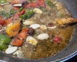 Foto del paso 5 de la receta: Zarzuela de rape con almejas y langostinos