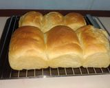 Foto langkah ke 6 dari resep Roti tawar eggless.