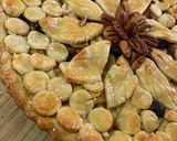 Foto del paso 9 de la receta: Tarta de manzana con nueces y pasas