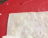 A picture of step 6 of Spinech cheese cigar roll.