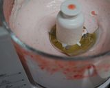 A picture of step 2 of Secret Heart Roll Cake.