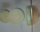 A picture of step 1 of Easy Fried Onions.