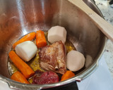 Foto del paso 3 de la receta: Caldo de costilla con jamón y verduras