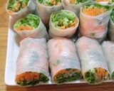 A picture of step 5 of Fresh Spring Rolls with Shrimp.