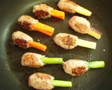 A picture of step 4 of Hamburger Steak Sticks Shaped Like Horsetails.