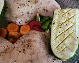 Foto del paso 3 de la receta: Calabacín gratinado con hummus y queso