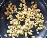 Foto del paso 7 de la receta: Arroz con rape, langostinos, calamar y calabacín