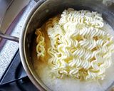 A picture of step 4 of HOT🌞CREAMY SAMYANG CHICKEN NOODLE.