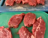 Une image de l'étape 2 de Pommes de terre et entrecôte au four.