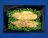 Foto del paso 7 de la receta: Abadejo al horno con guisantes