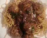 Une image de l'étape 8 de Boulettes de bœuf du Général Tao et nouilles sautées.