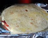 A picture of step 3 of LG CHEESY TORTILLA.